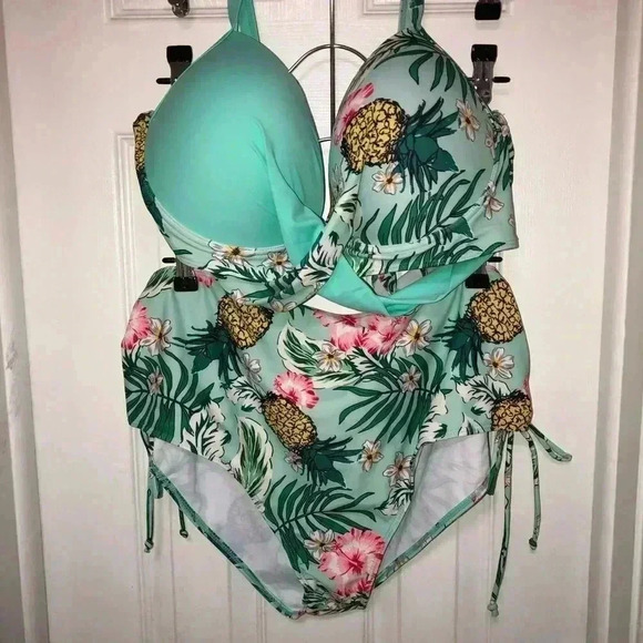 Tropical Pineapple Print Swimsuit - Picture 1 of 10